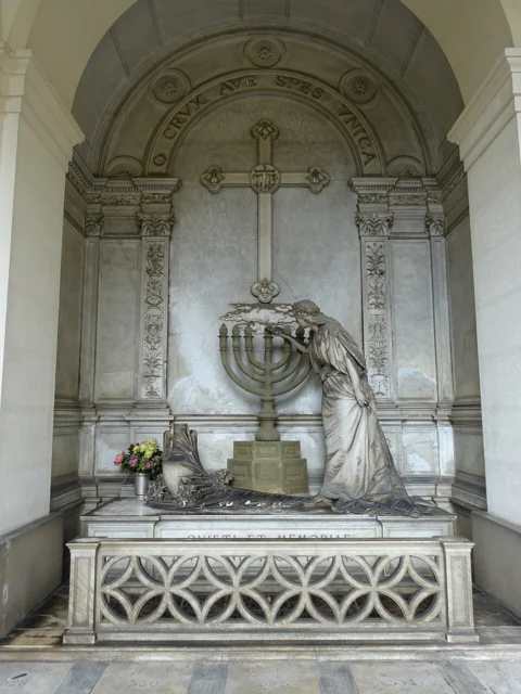 Tomba Montanari