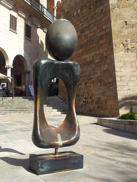 Monument a la Dona
