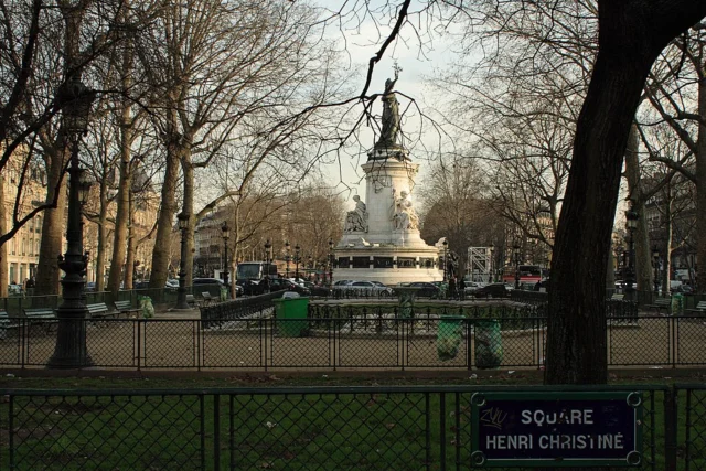 Square Henri Christiné