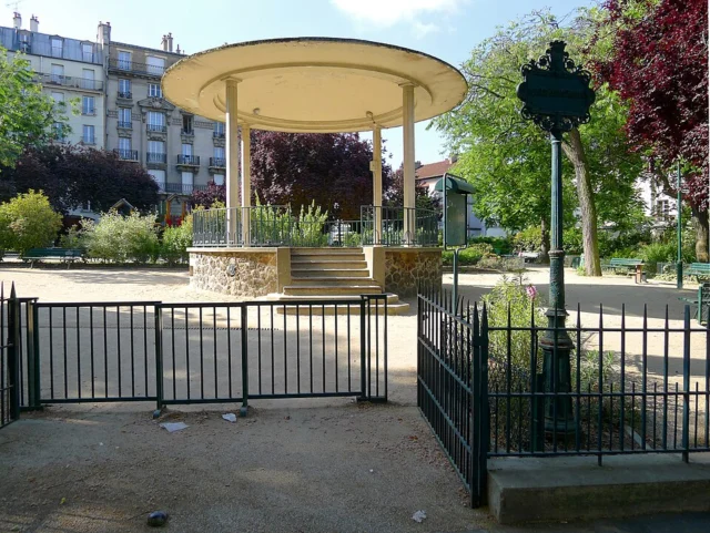 Square Jean Morin