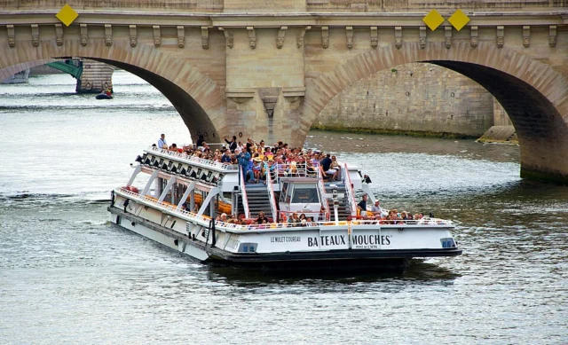 Bateaux-Mouches