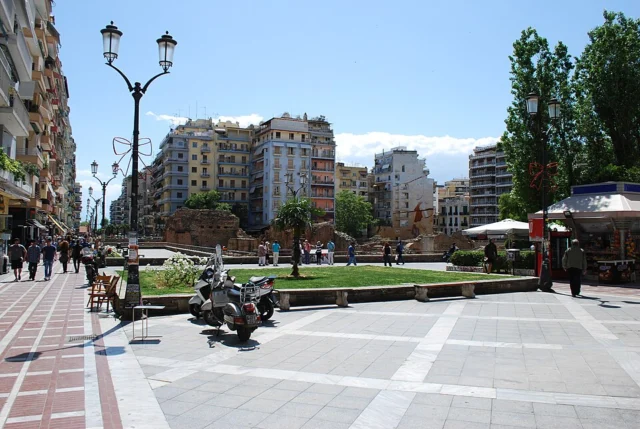 Πλατεία Ναυαρίνου