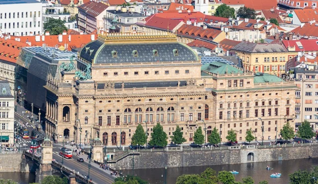 National Theatre