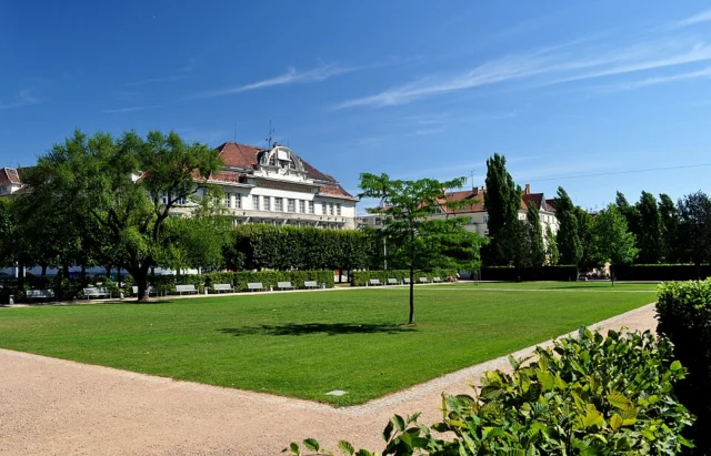 Slovanské náměstí