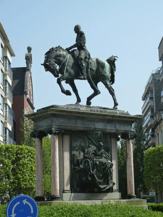 Ruiterstandbeeld Leopold-I
