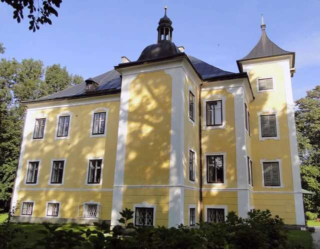 Schloss Hernau